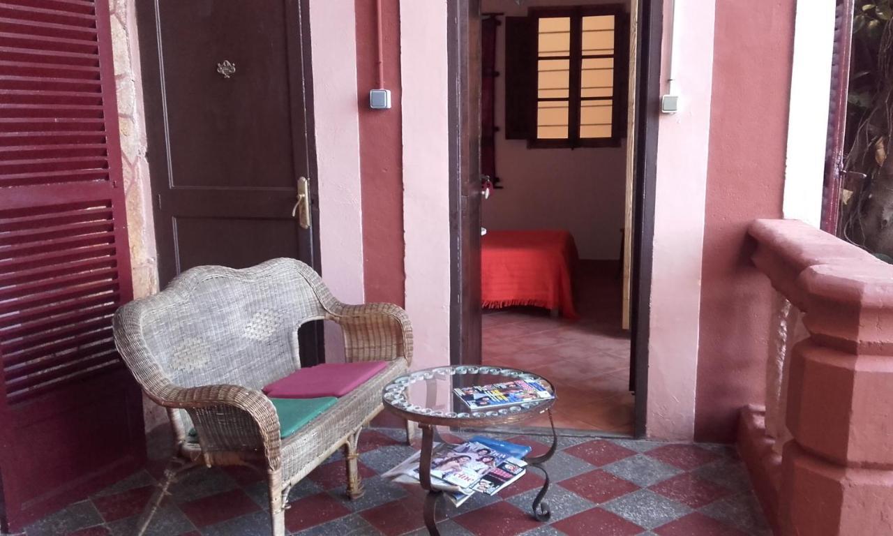 Hostal Corona Palma de Mallorca Exteriér fotografie